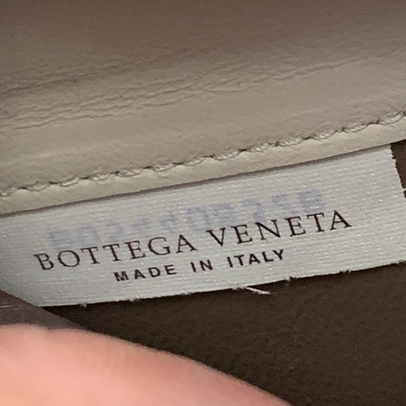 Sale❌❌❌❌Bottega Veneta Intrecciato Zip Around Long Wallet 🖤🖤🖤 - Picture 14 of 16